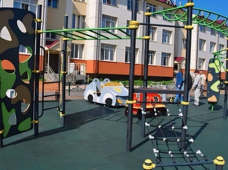 На Сахалине и Курилах обустроят более 30 детских площадок за 500 млн рублей