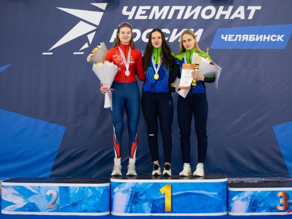 Спортсменка из Подмосковья стала серебряным призером чемпионата России по шорт-треку