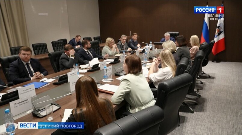 На оперативном совещании в правительстве региона подвели итоги мероприятий в честь Дня Победы, которые прошли в Новгородской области