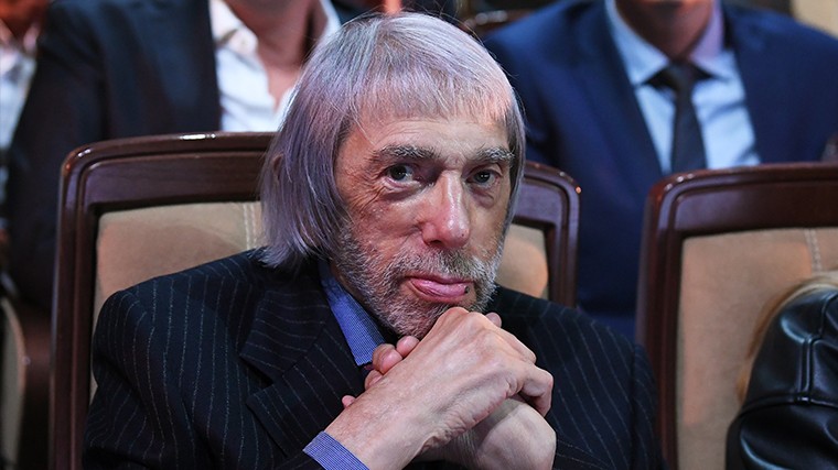 Эдуард Артемьев