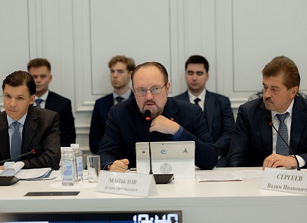 Минстрой 29.10.25 (150)_resized.jpg