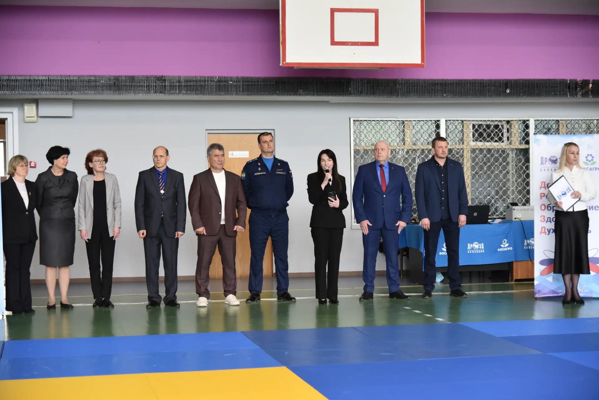 В Балаково проходит открытое первенство БМР по дзюдо памяти капитана Ильи Носкова