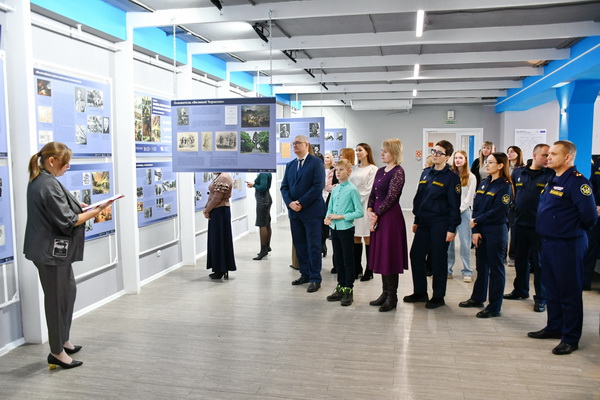 Руководство и сотрудники УФСИН России по Амурской области приняли участие в торжественном открытии мультимедийной выставки 