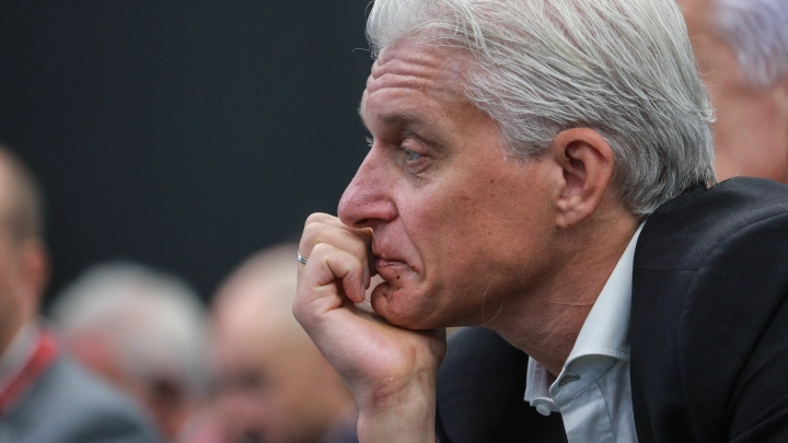 Тиньков* умудрился обмануть и соевых релокантов: Редкий человек