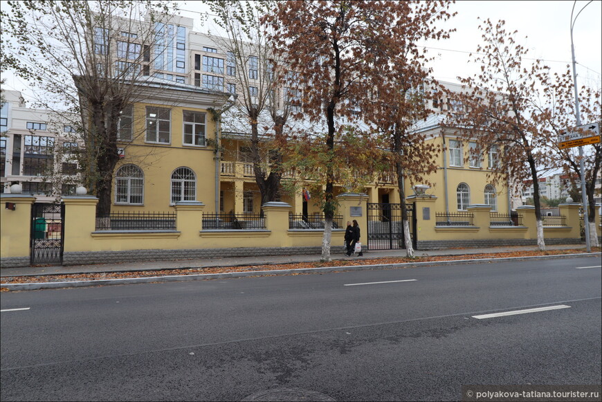 Дуновение XIX века. Улица Чапаева в Екатеринбурге