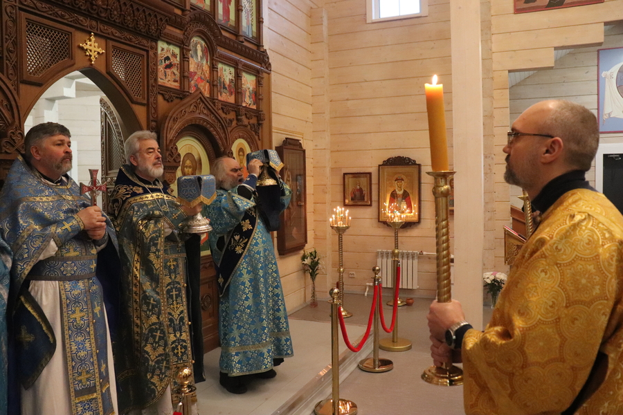 Введенский храм Гатчины отметил первый престольный праздник