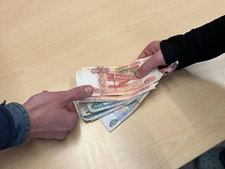 Калининградская фирма попалась на взятке в 350 тысяч рублей