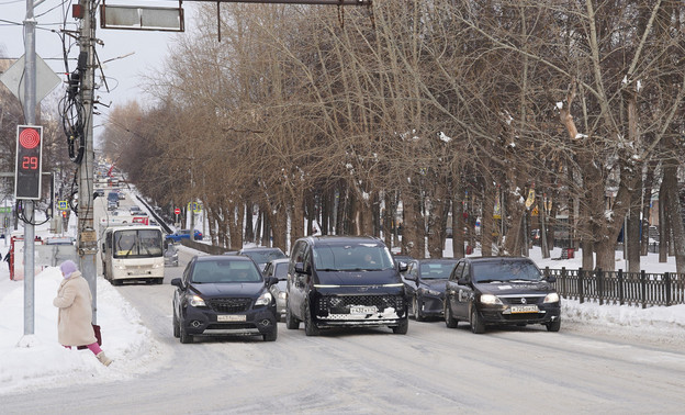 Роспотребнадзор предупредил кировских водителей об опасных подделках стеклоомывателя