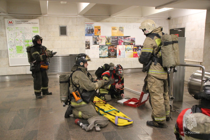 В Новосибирске прошли ночные учения в метро