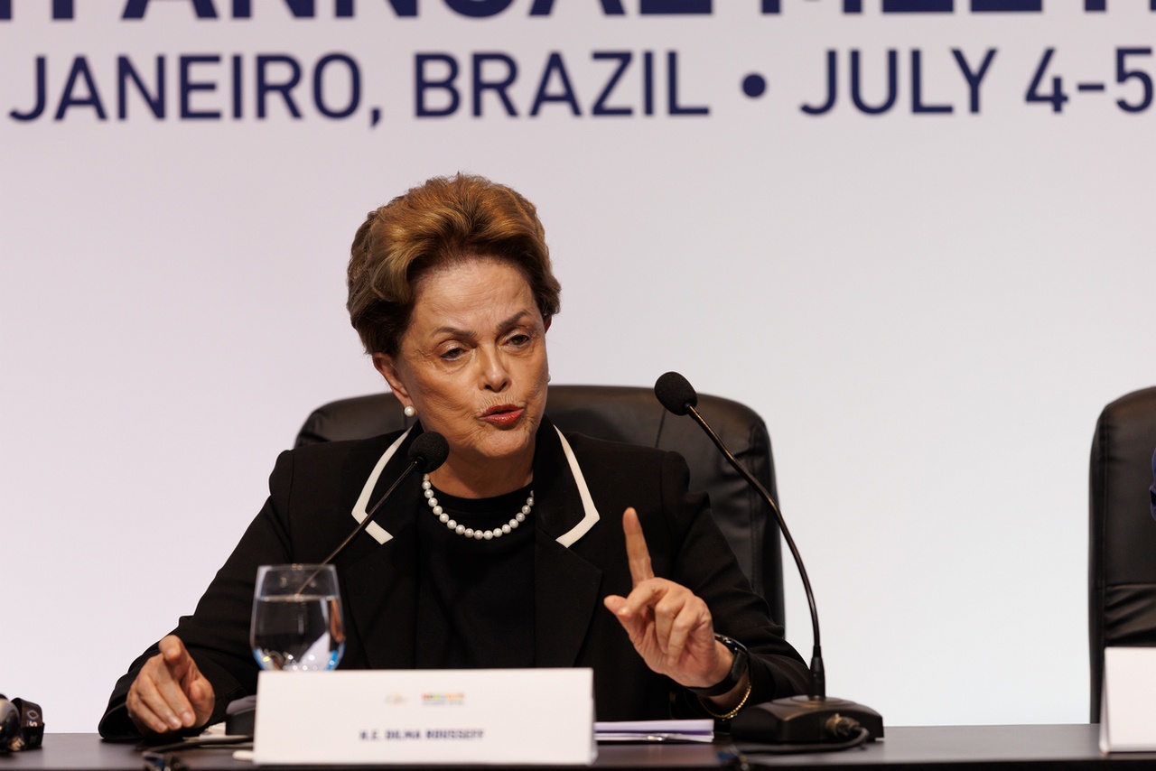 Дилма Русеф, президент Нового банка развития, заявила, что банк нацелен на финансирование инноваций, науки и технологий, чтобы помочь странам БРИКС удовлетворить требования Четвёртой промышленной революции.