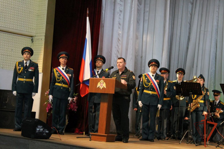 Торжественное собрание по случаю Дня войск национальной гвардии состоялось в Северском соединении Росгвардии