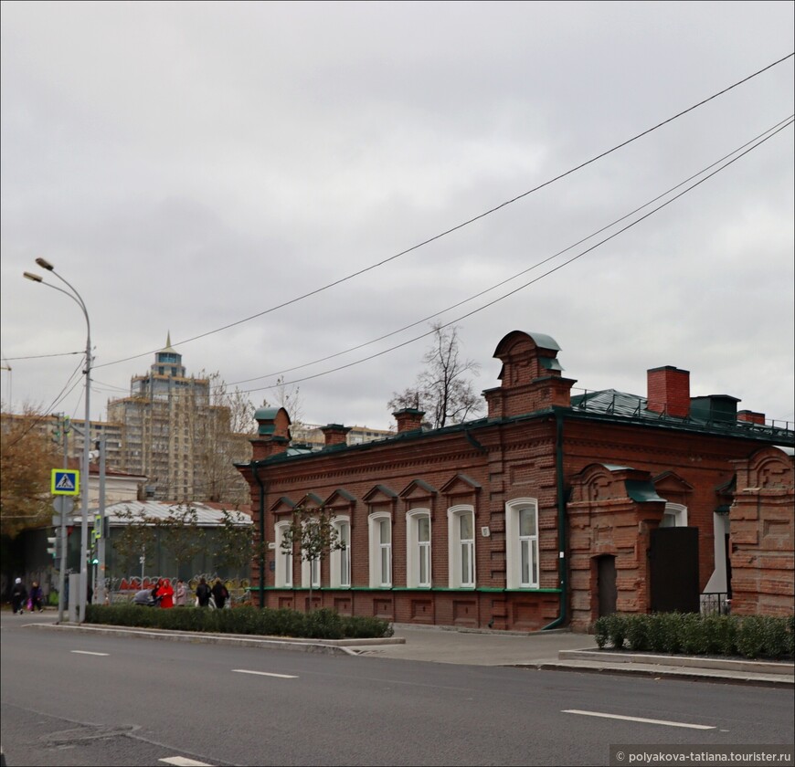 Дуновение XIX века. Улица Чапаева в Екатеринбурге