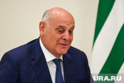 Несмотря на протесты, Бжания вновь попытается стать президентом Абхазии