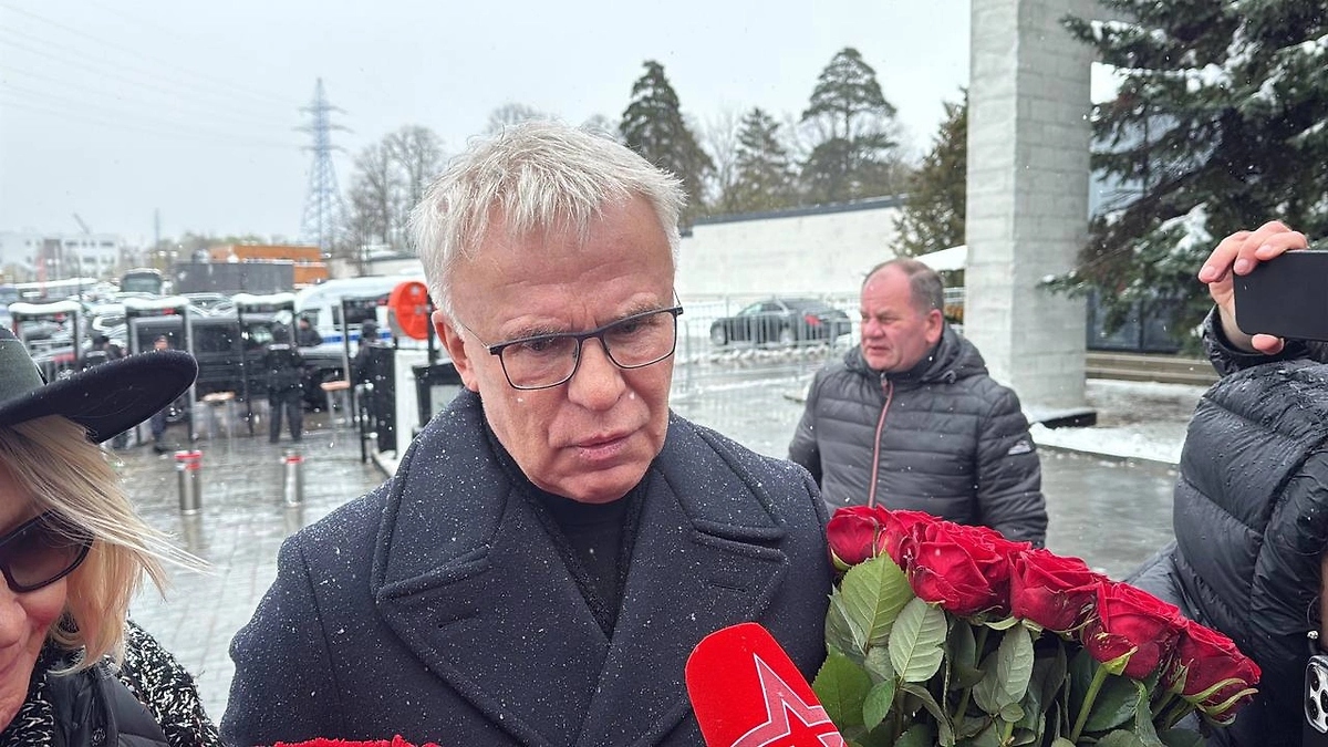 «Ты осуществил все свои главные мечты»: В Москве простились с Алексеем Пимановым