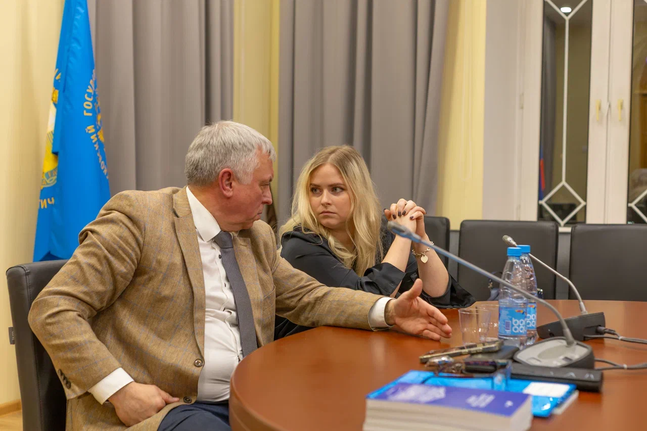 В МГЛУ отметили четверть века развития политологии 