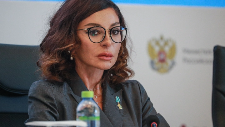 Скандал за скандалом. Жена Ильхама Алиева - вот на кого следует обратить внимание