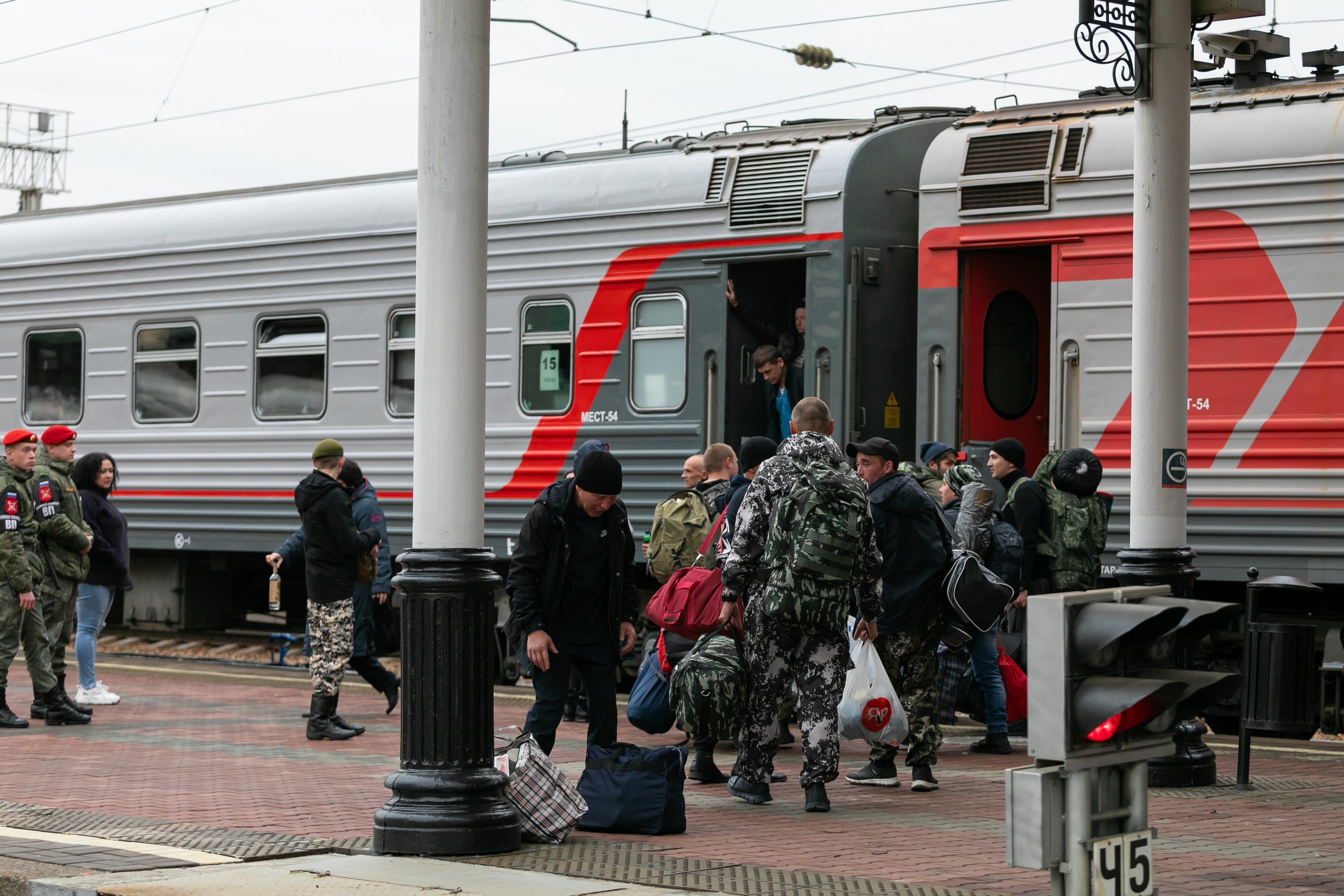 поезд красноярск москва