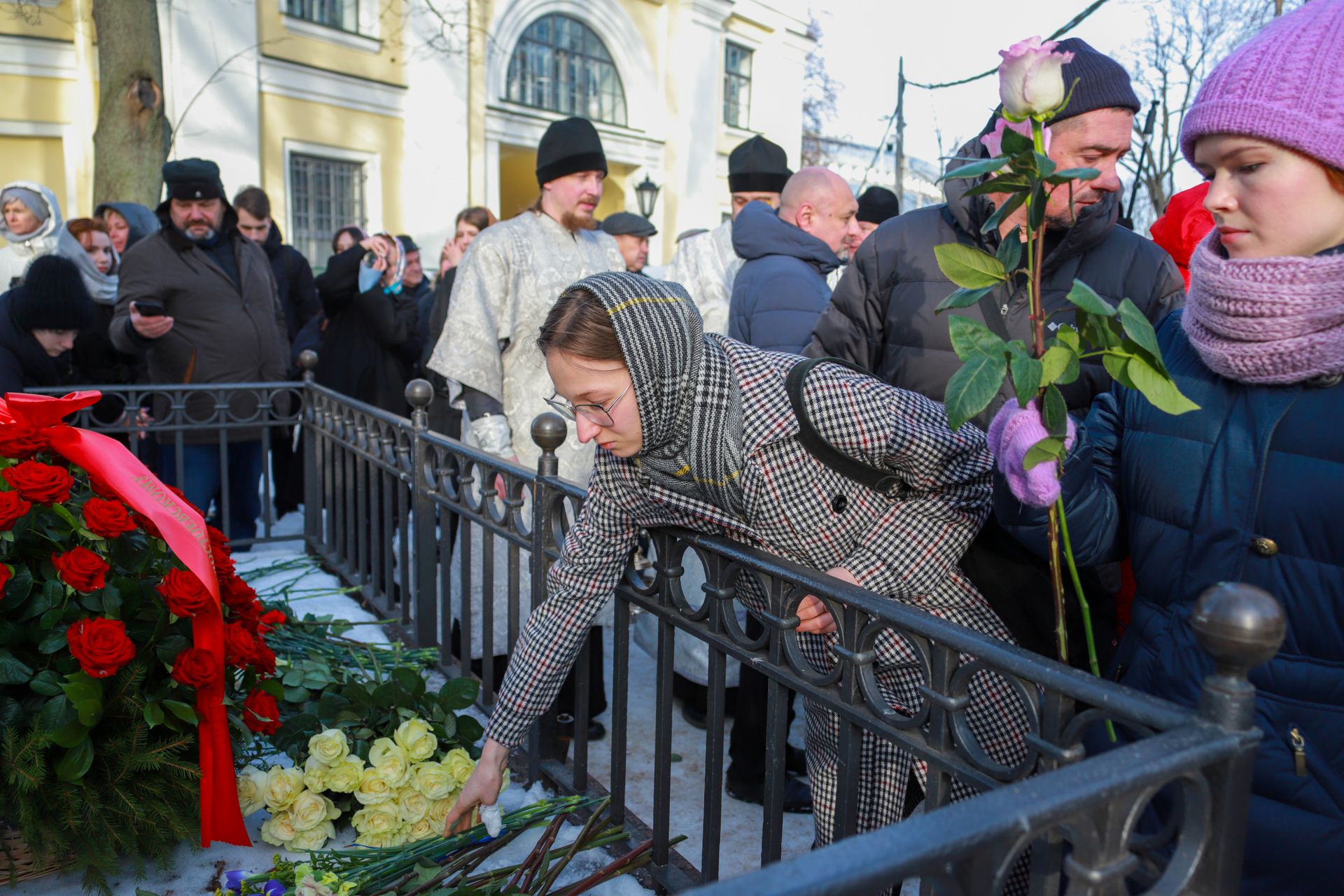 могила достоевского фото