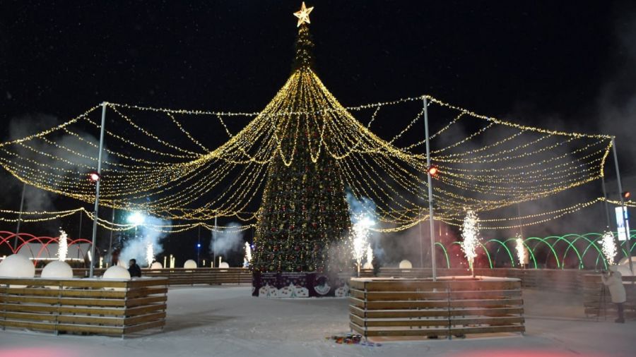 В Переславле открылся новогодний каток