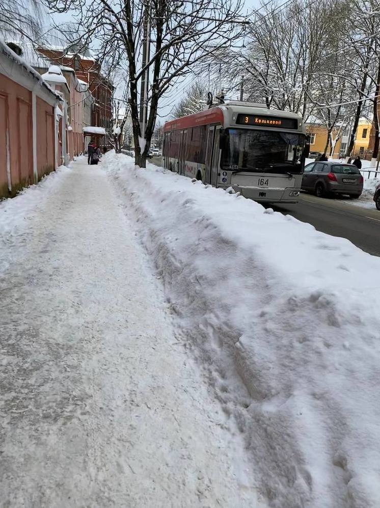 Жители Калужской области просят прекратить отапливать автобусы