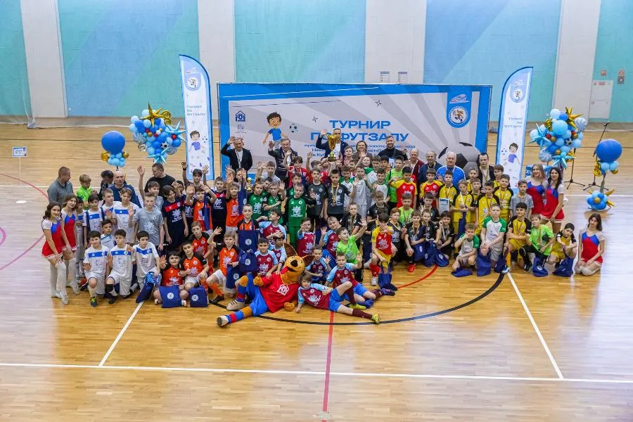 Школьники сделали чемпионский хет-трик | ФОТО предоставлено пресс-службой АО «Обуховский завод»