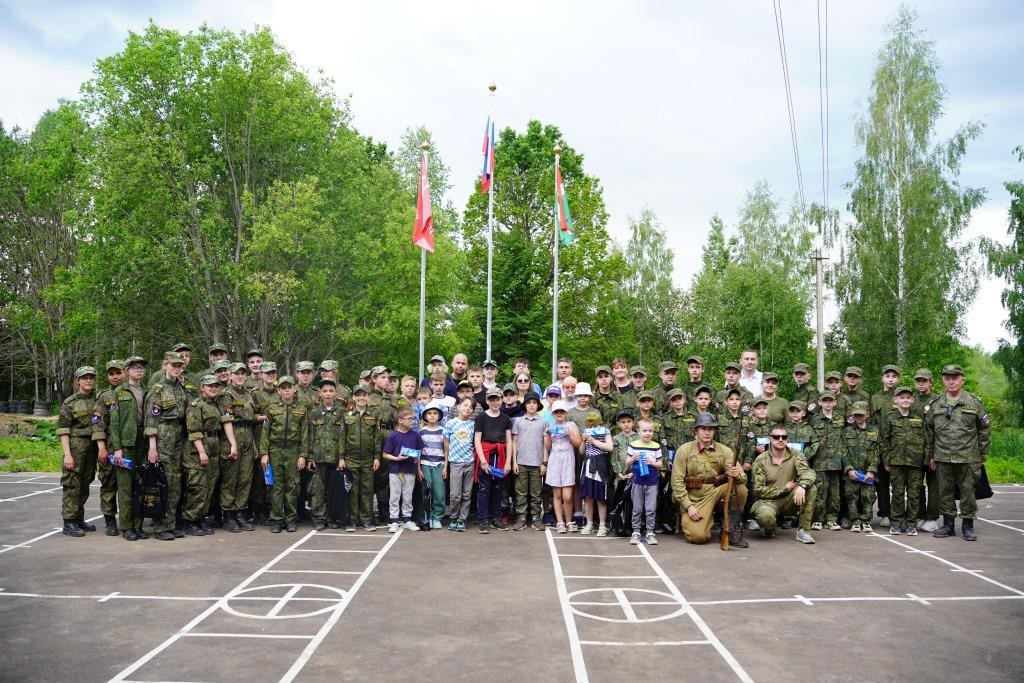 В Андреевском скиту Черноостровского монастыря прошла военно-патриотическая программа мультимедиашколы «Предел нападения»