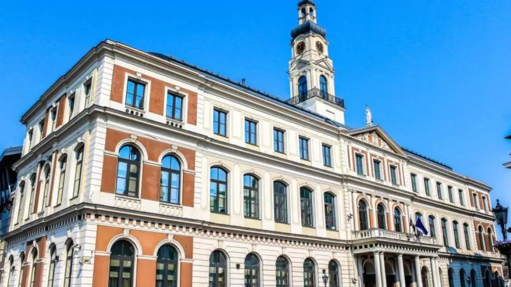 здание мэрии риги. рижская дума фото. мэрия риги. здание мэрии риги. рижская дума.