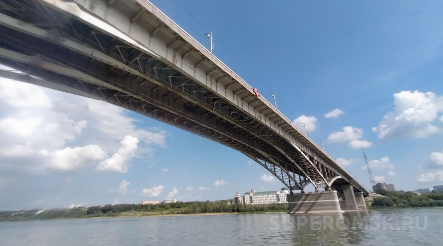 Олег Шишов прокомментировал ход работ по мосту у Телецентра в Омске