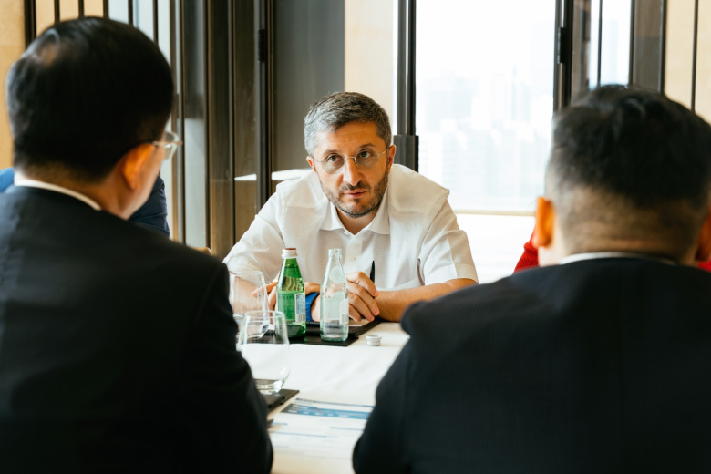 Встреча замгендиректора Бориса Ханчаляна с председателем Союза китайских предпринимателей в Российской Федерации Чжоу Лицюнем