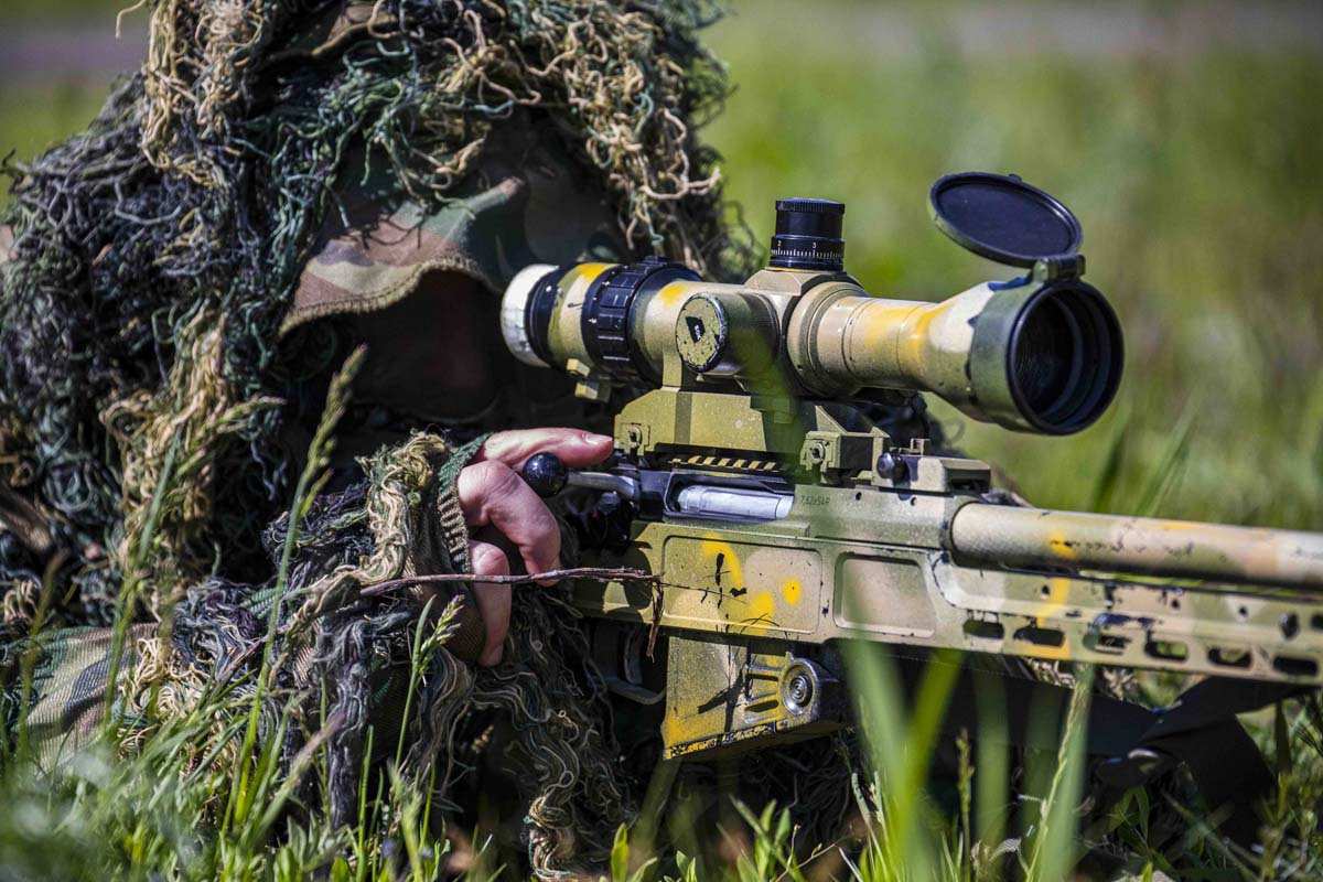 В России представили снайперский костюм, невидимый для тепловизоров | Русская весна