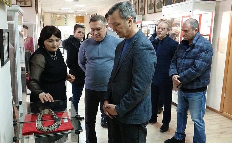 Первый заместитель Председателя СФ Андрей Яцкин и председатель Комитета СФ по аграрно-продовольственной политике и природопользованию Александром Двойных посетили Ростовскую область