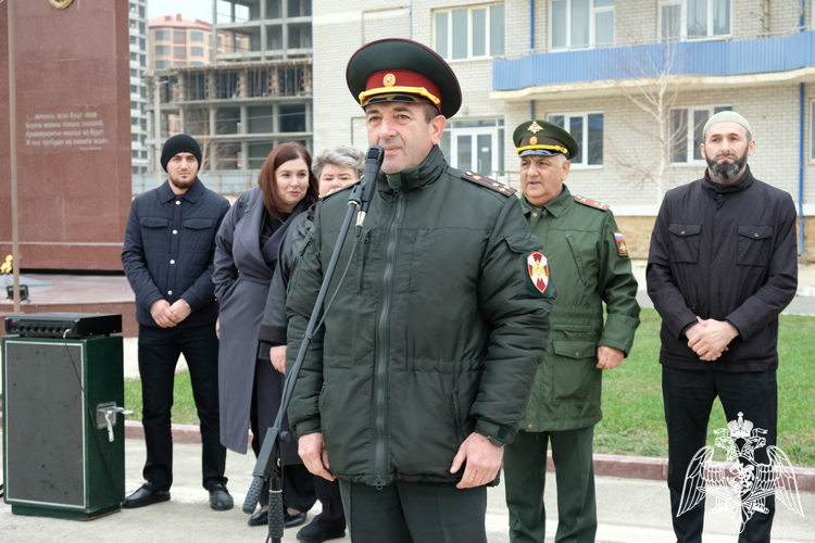 Росгвардия приняла участие в акции «День призывника» в Дагестане