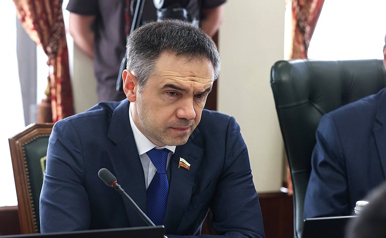 Мурат Хапсироков