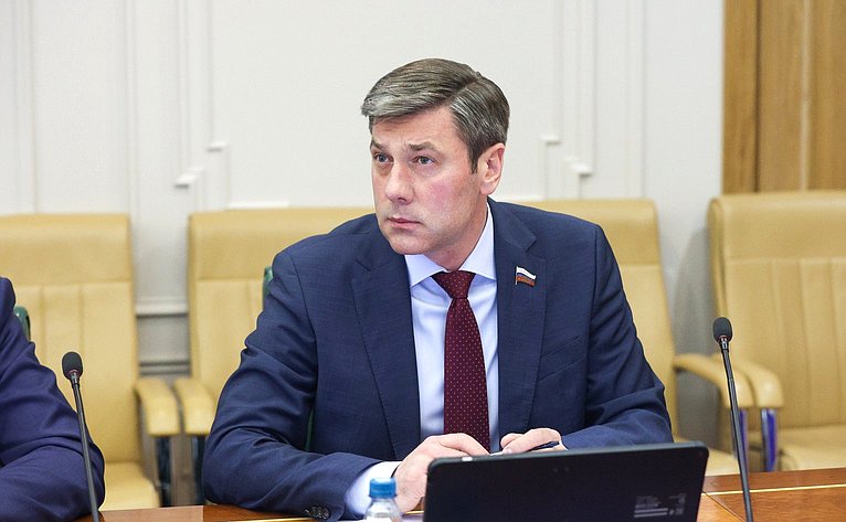 Николай Ежов
