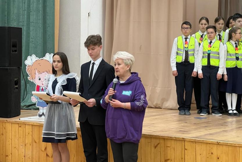 Терешкова в школе. В дальнем открылась школа 20. Фото школьников. Открытие школы 32. Открытие школы 133 екатеринбург.