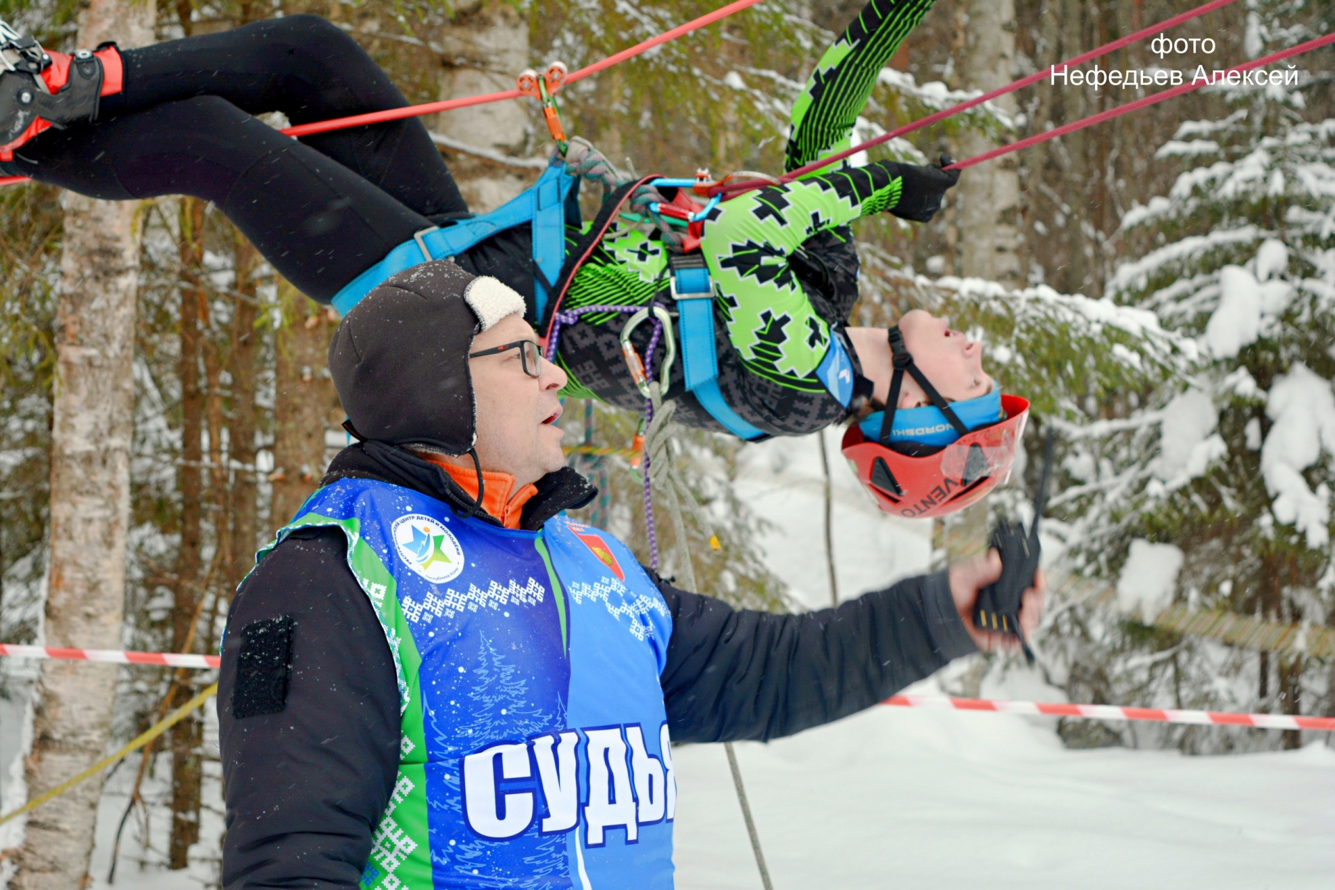 Туризм и спорт 2018. Спортивный туризм. Горнолыжный спорт. Лыжники соревнования. Туристические лыжи для походов.