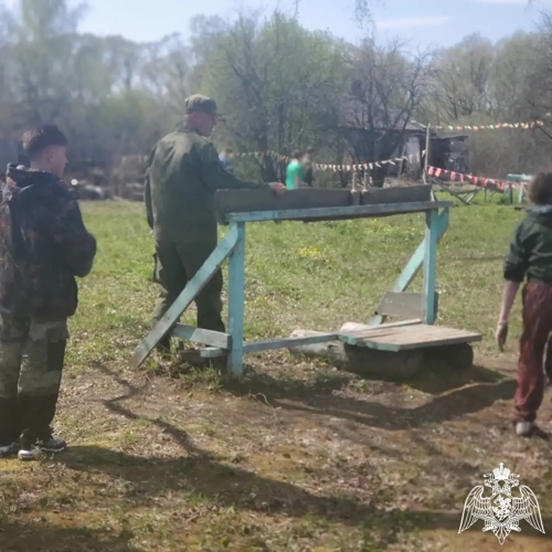 Росгвардейцы приняли участие в качестве почетных гостей и судей на «Зарнице»