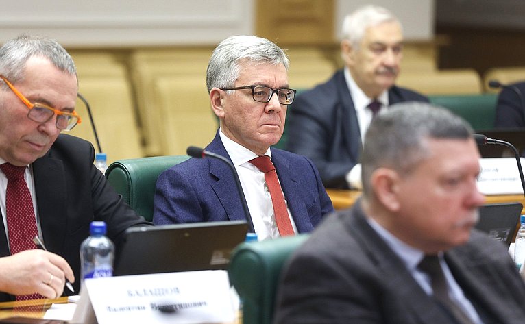 Парламентские слушания, посвященные вопросам реализации Федерального закона «О рыболовстве и сохранении водных биологических ресурсов» в части перезаключения договоров пользования рыболовными участками