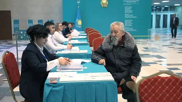 Партия «Аманат» лидирует на выборах в Казахстане по предварительным данным
