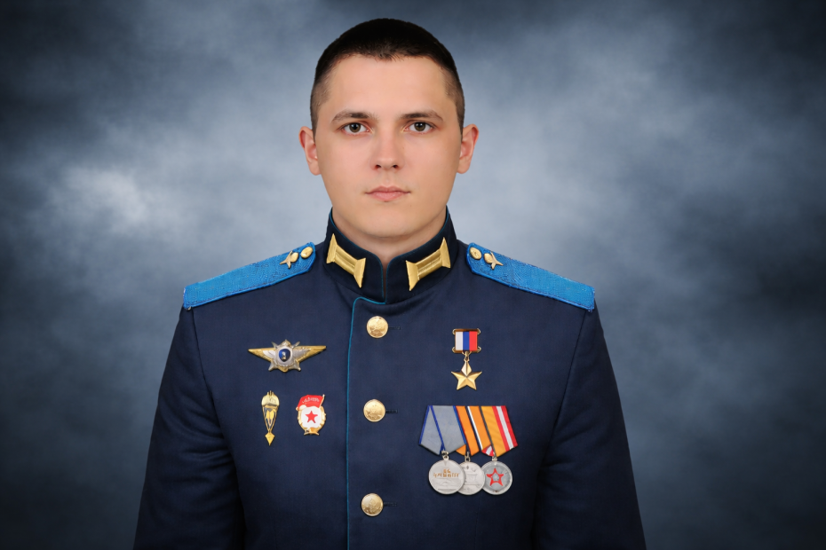 Алексей Асылханов