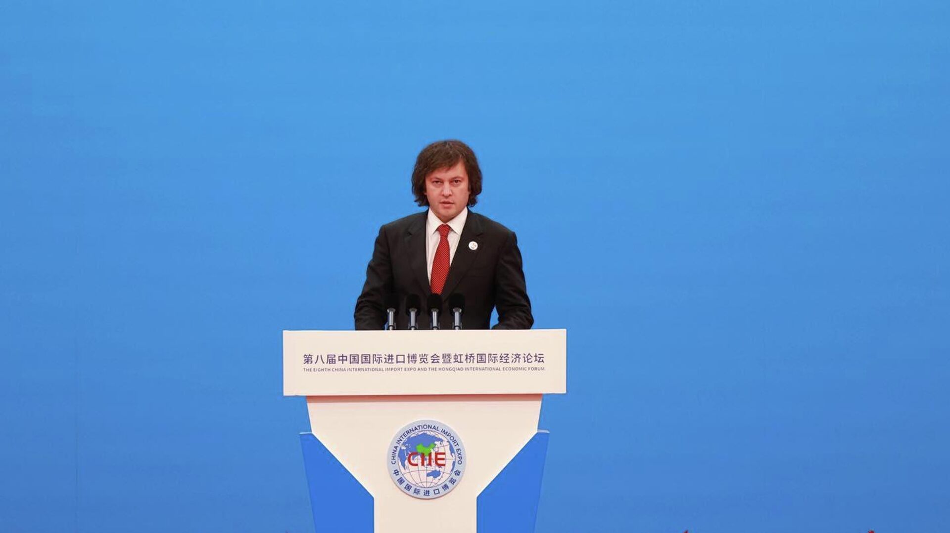 Ираклий Кобахидзе в КНР - Sputnik Грузия, 1920, 08.11.2025