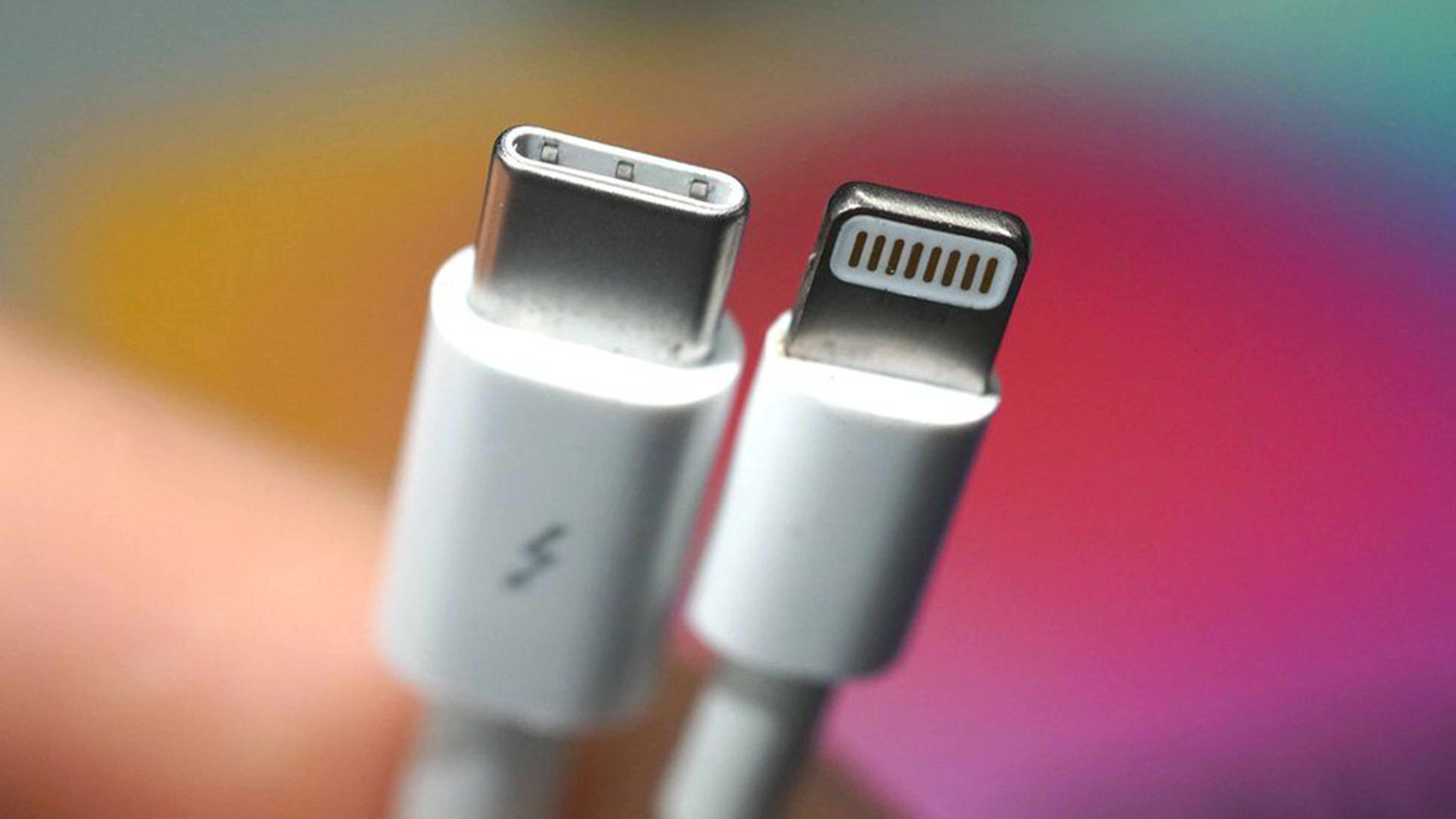 Iphone 15 USB C. USB Type c Apple. Тайп си айфон. Apple USB C Lightning.