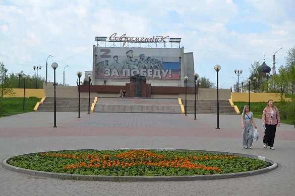 В Иванове распускаются тюльпаны