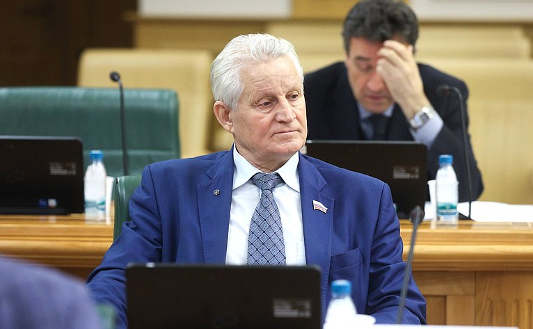 Парламентские слушания, посвященные вопросам реализации Федерального закона «О рыболовстве и сохранении водных биологических ресурсов» в части перезаключения договоров пользования рыболовными участками