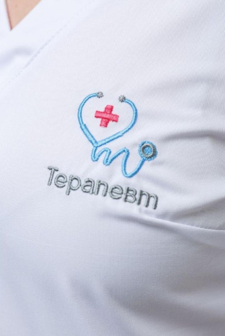 Логотип на халате медицинском