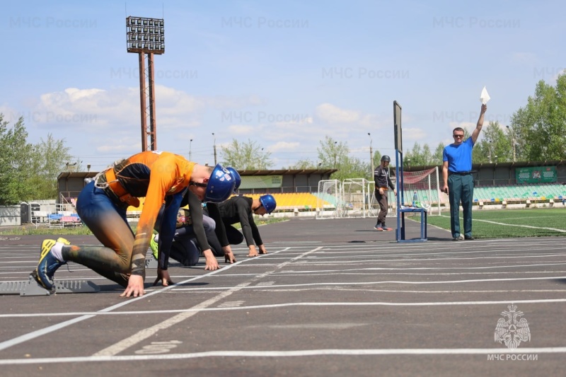 В Чите прошли соревнования по пожарно-спасательному спорту