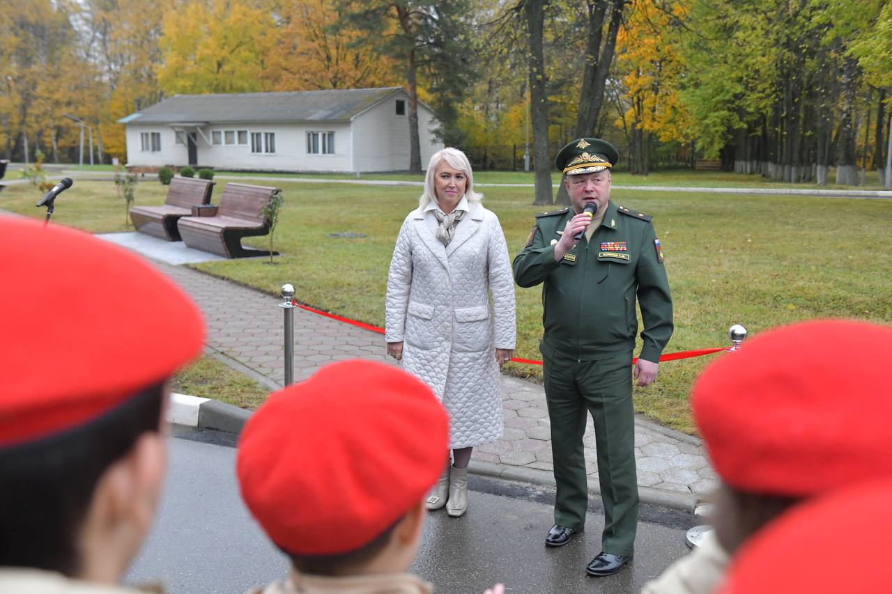 В Подмосковье открыли «Парк Семьи» в честь военнослужащих – участников СВО, фото 2