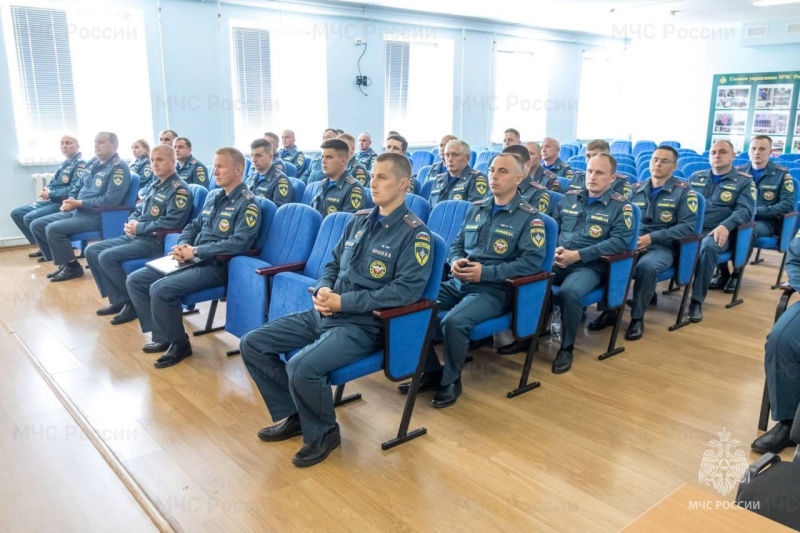 Сотрудники Госпожнадзора отмечают свой профессиональный праздник