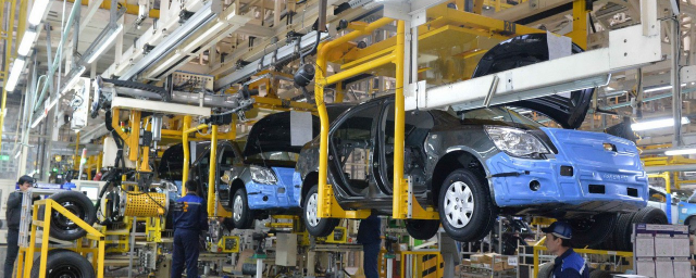 Киргизия увеличила в 11 раз поставки автомобилей в Россию и Казахстан с начала года