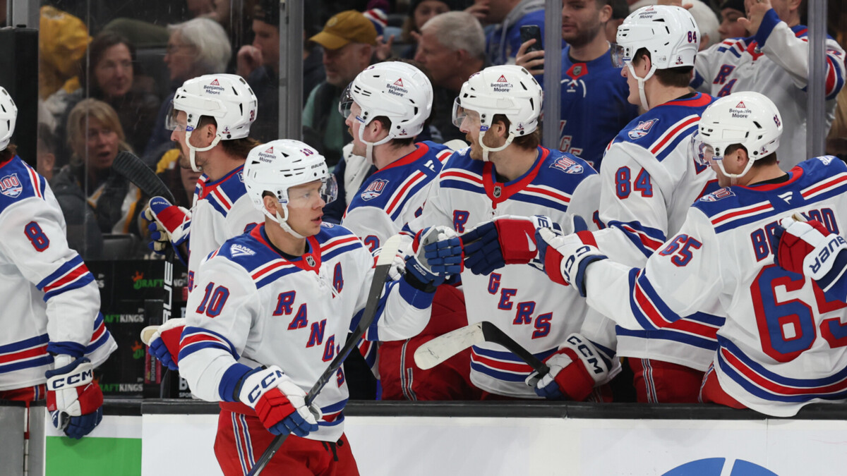 Четыре очка Панарина помогли «Рейнджерс» победить «Бостон» в матче НХЛ